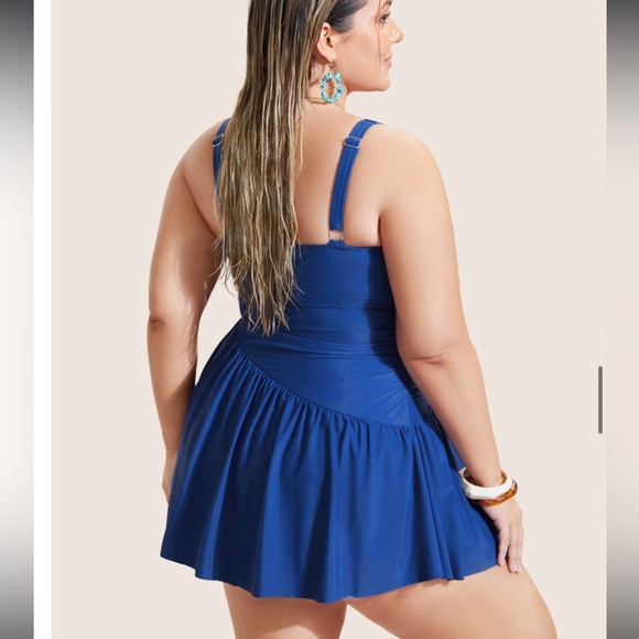 BloomChic Plus Size 2XL Solid Surplice Neck Gathered Swim Dress us18-20 - Picture 2 of 7